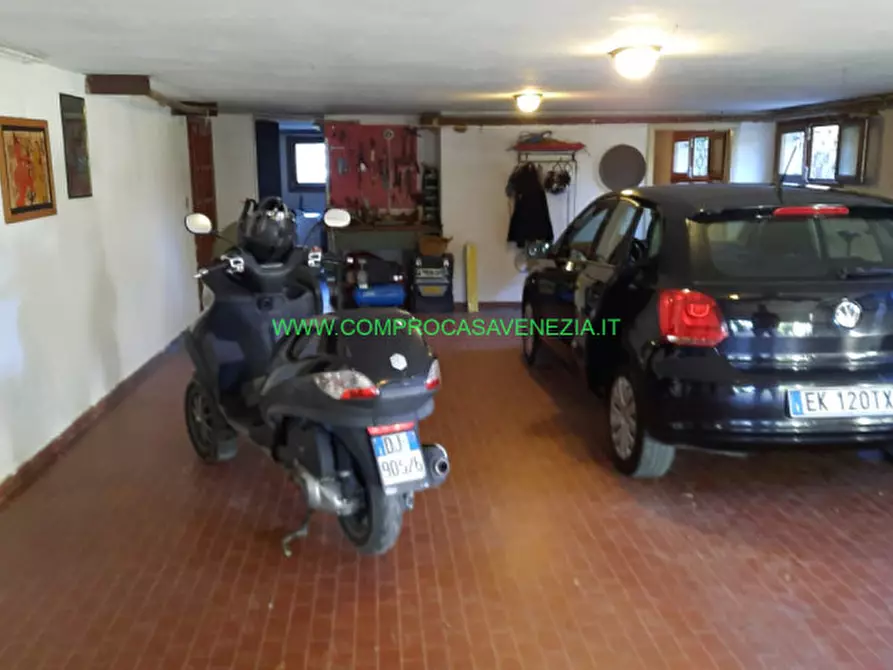 Immagine 17 di Villa in vendita  in comune di preganziol a Preganziol