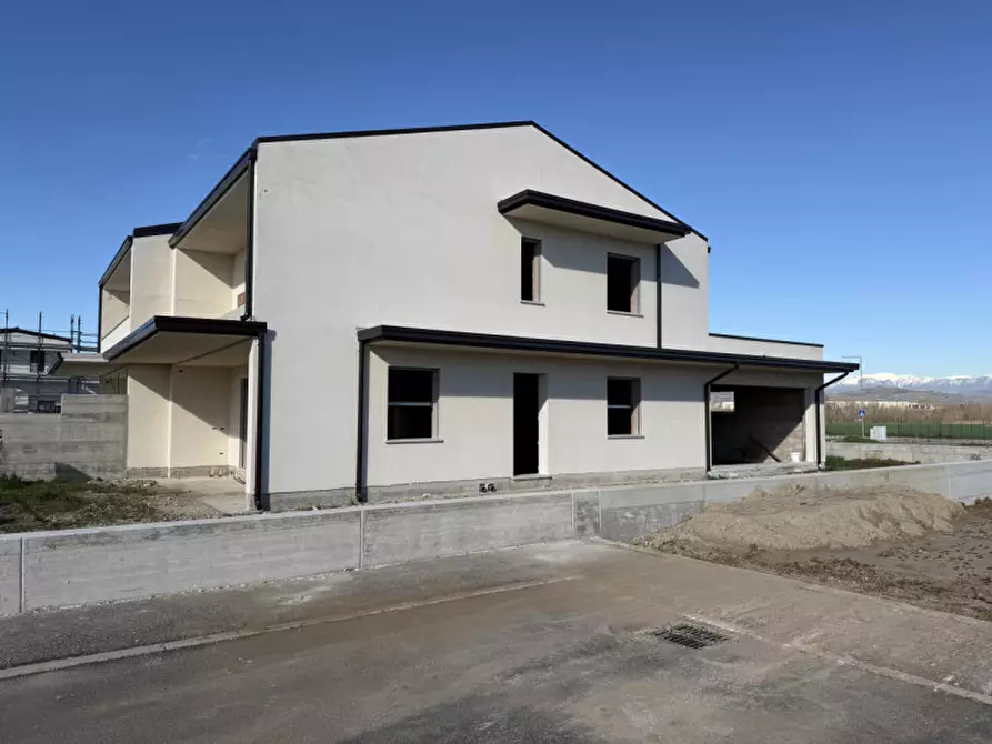 Immagine 4 di Casa bifamiliare in vendita  a San Bonifacio