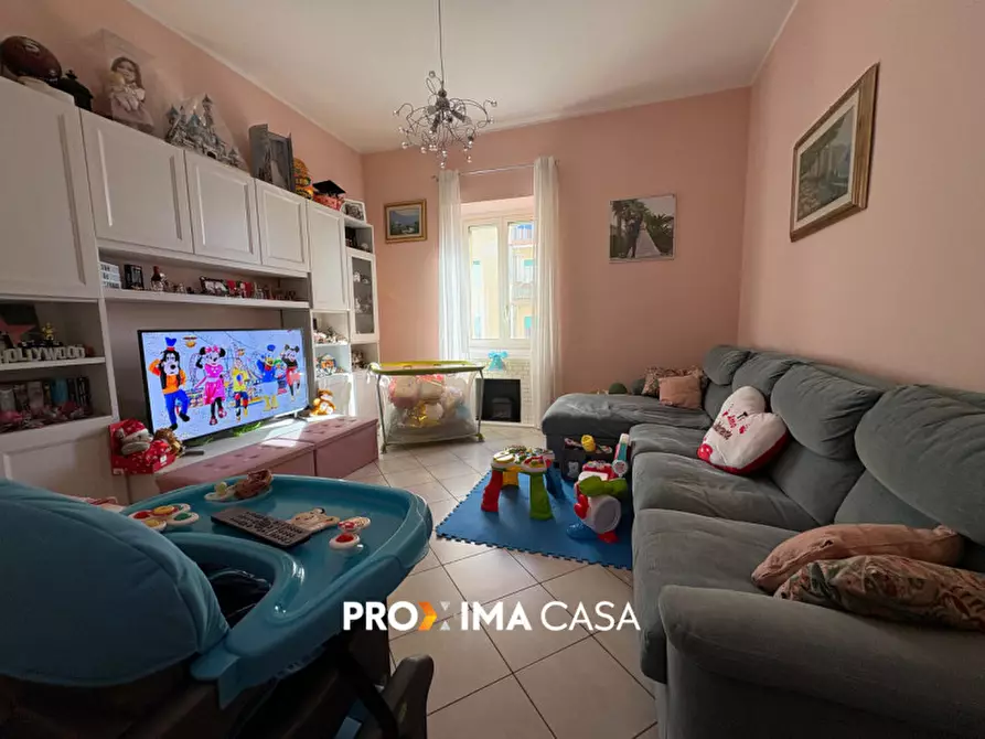 Immagine 1 di Appartamento in vendita  in Via Pietro Giannone 3 a Salerno