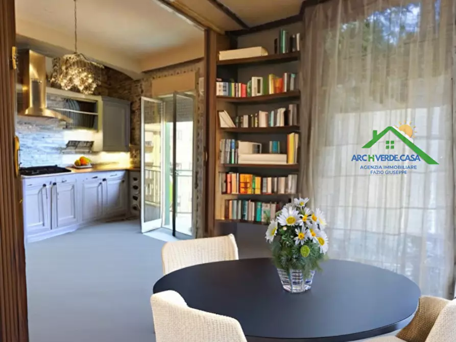 Immagine 1 di Appartamento in vendita  in via piemonte a Canicattì