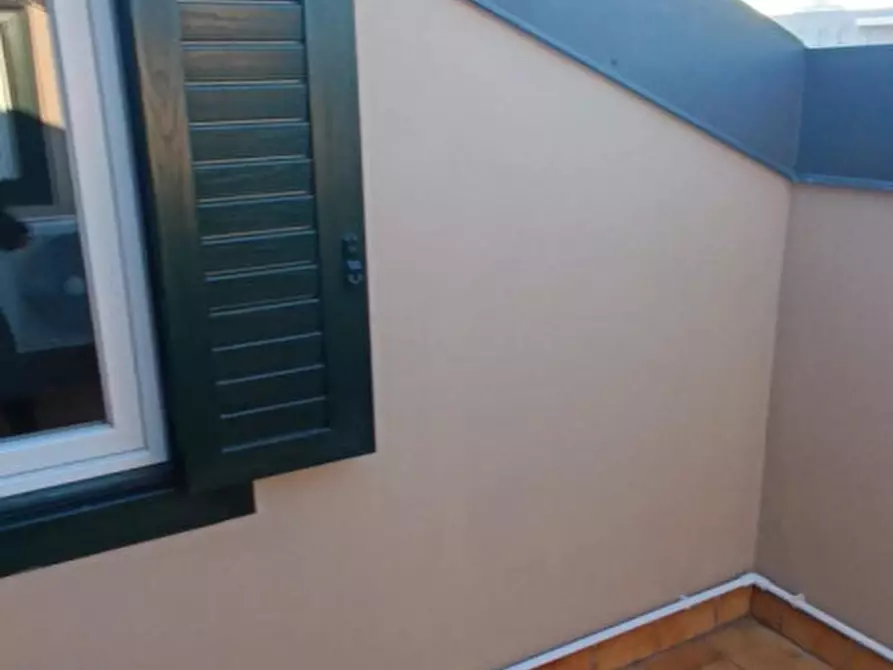Immagine 5 di Appartamento in affitto  in via San Zeno 45 a Brescia