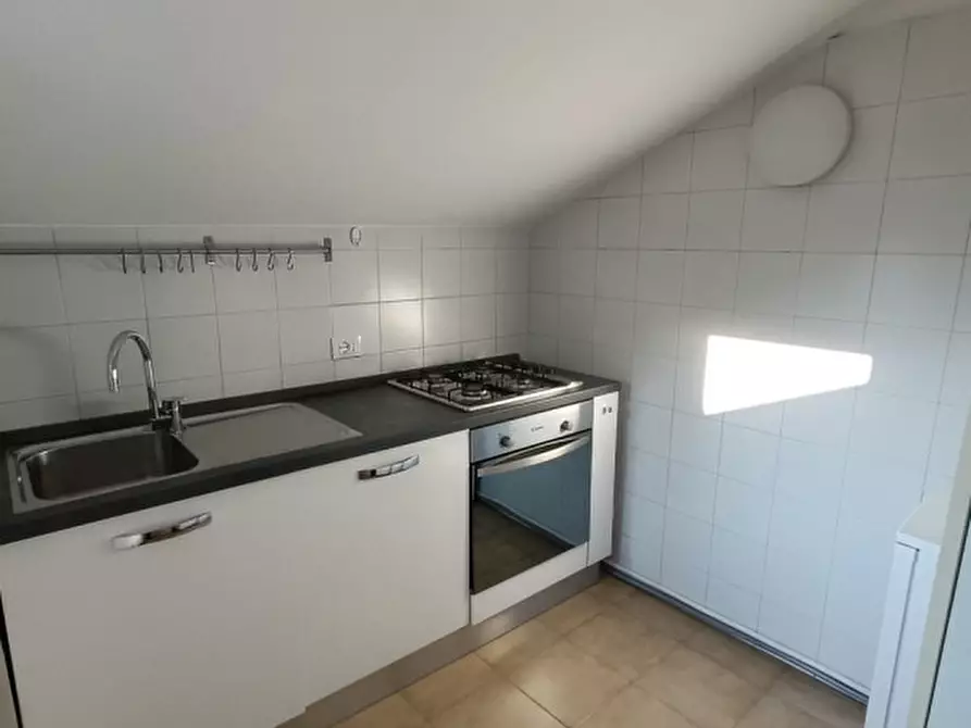 Immagine 6 di Appartamento in affitto  in via San Zeno 45 a Brescia