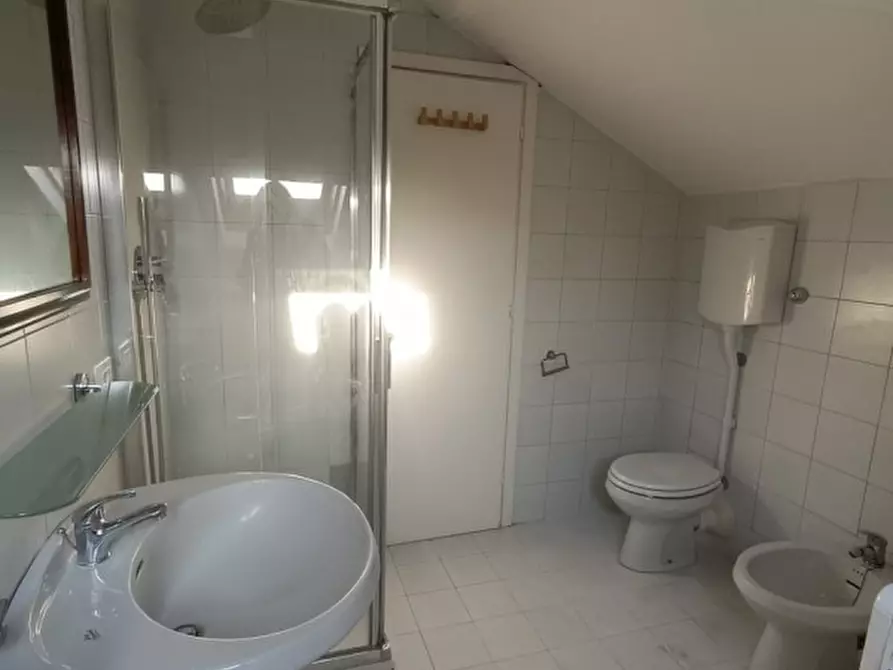 Immagine 8 di Appartamento in affitto  in via San Zeno 45 a Brescia