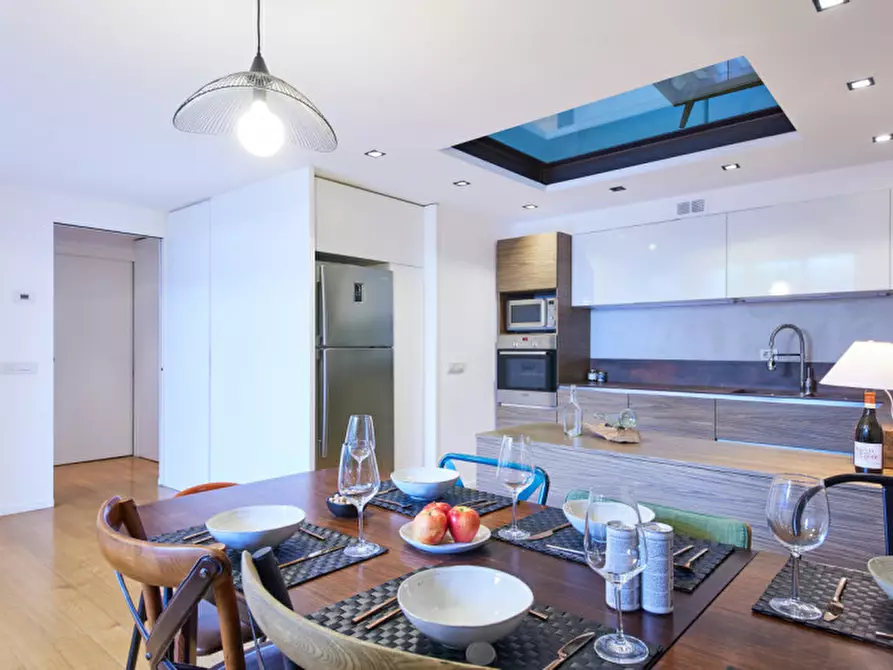 Immagine 12 di Loft/Open space in vendita  in Via Lodovico il Moro 27 a Milano