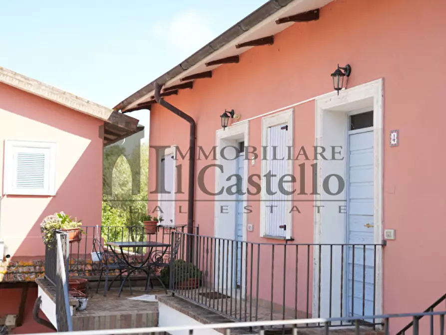 Immagine 4 di Agriturismo in vendita  in Via Nazionale a Castiglione Del Lago