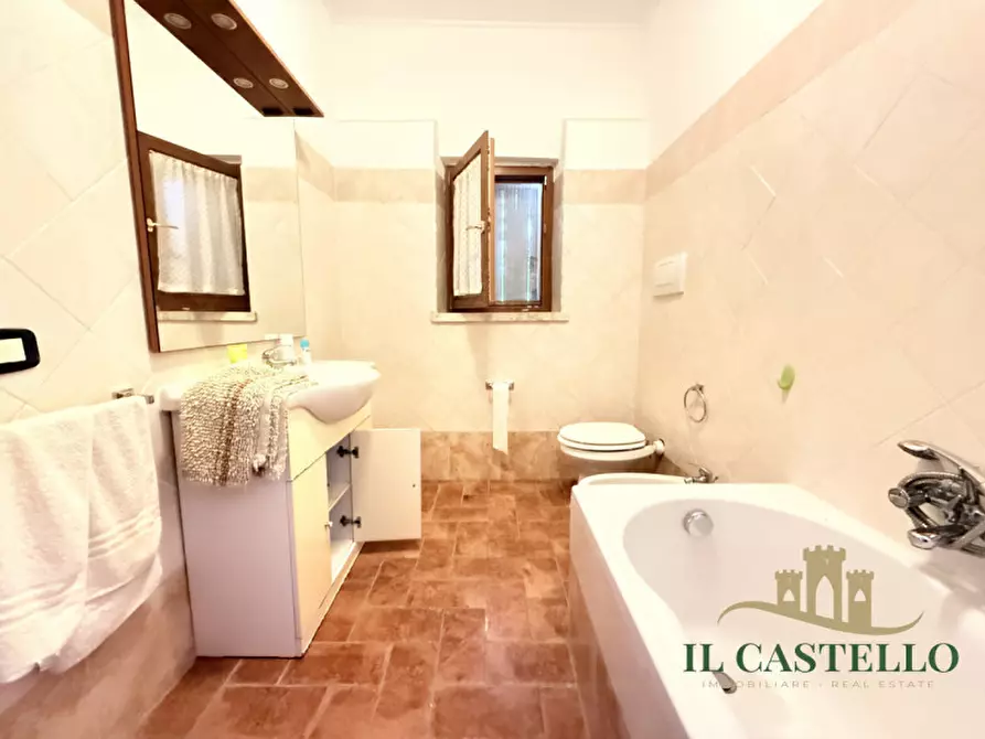 Immagine 26 di Agriturismo in vendita  in Via Nazionale a Castiglione Del Lago