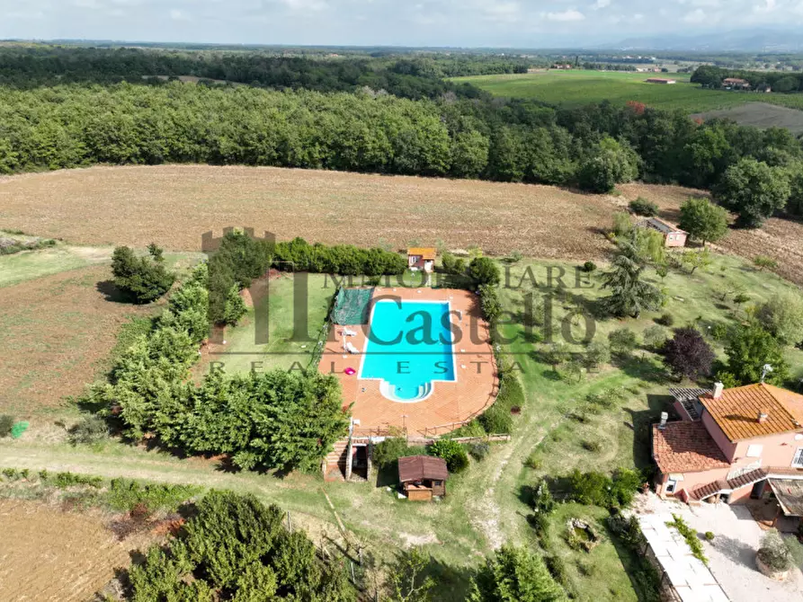 Immagine 27 di Agriturismo in vendita  in Via Nazionale a Castiglione Del Lago