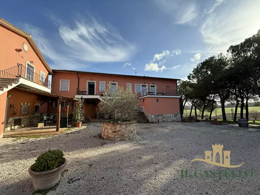 Immagine 44 di Agriturismo in vendita  in Via Nazionale a Castiglione Del Lago