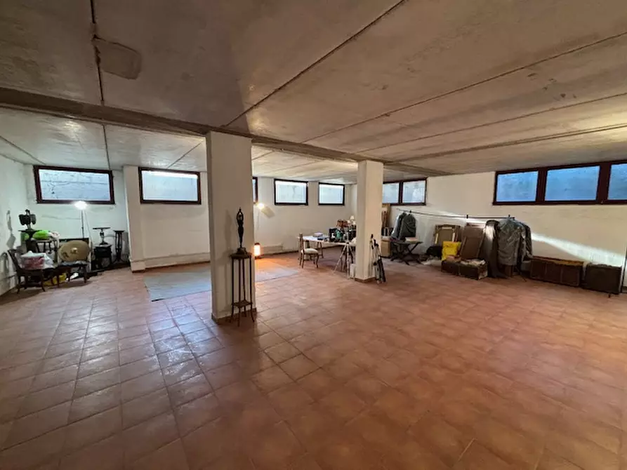 Immagine 2 di Magazzino in vendita  in Via Marconi 50 a Sannazzaro De' Burgondi