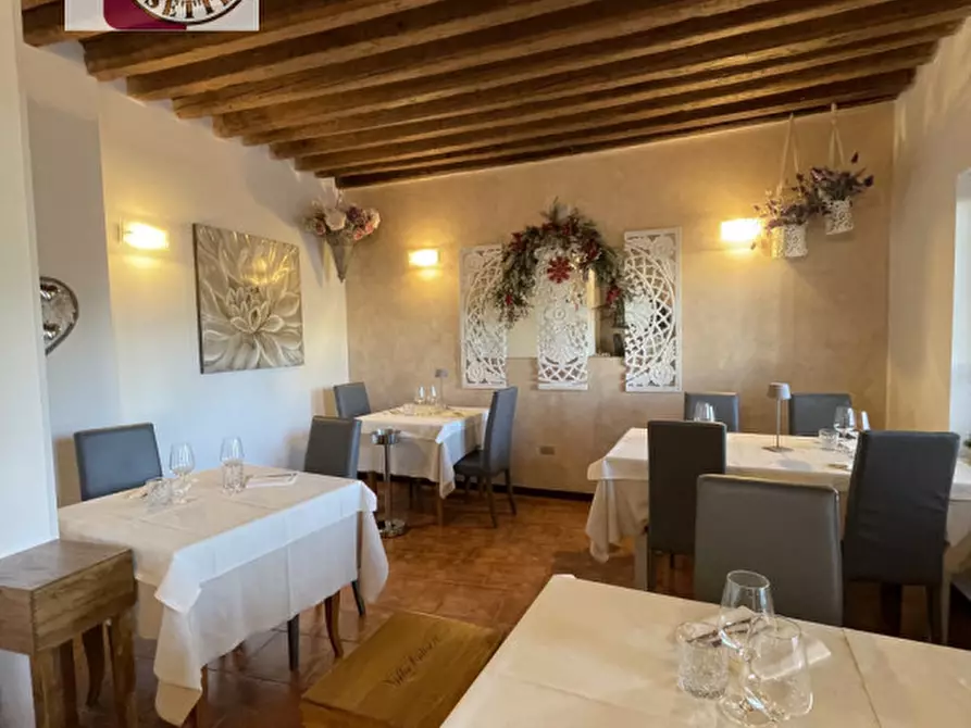 Immagine 7 di Attività commerciale in vendita  in piazza camerini a Piazzola Sul Brenta