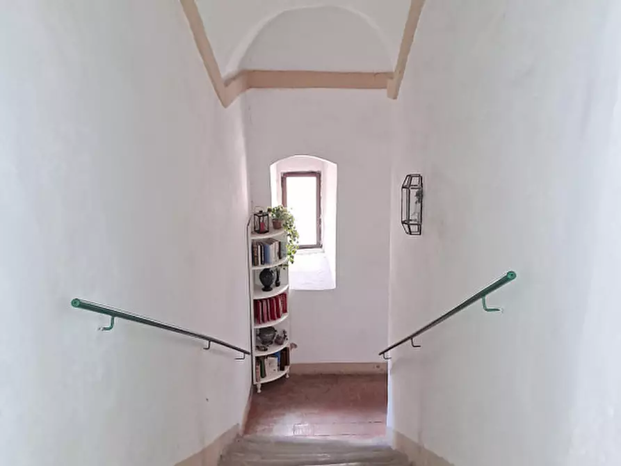 Immagine 4 di Appartamento in vendita  a Passignano Sul Trasimeno