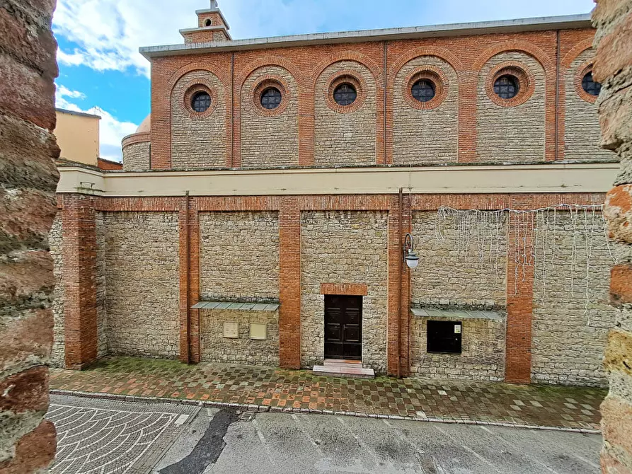 Immagine 16 di Appartamento in vendita  a Passignano Sul Trasimeno