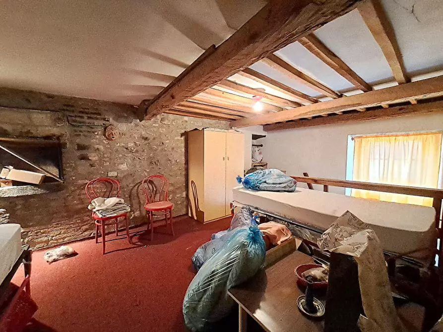 Immagine 18 di Appartamento in vendita  a Passignano Sul Trasimeno