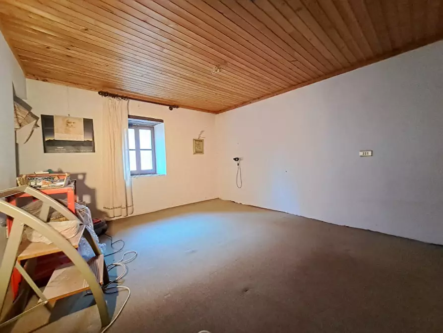 Immagine 26 di Appartamento in vendita  a Passignano Sul Trasimeno