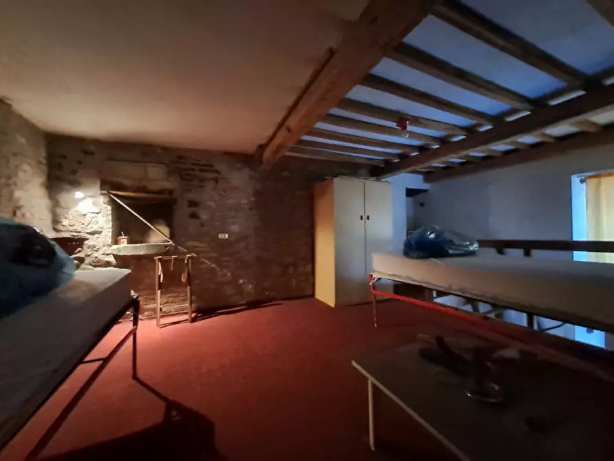 Immagine 28 di Appartamento in vendita  a Passignano Sul Trasimeno