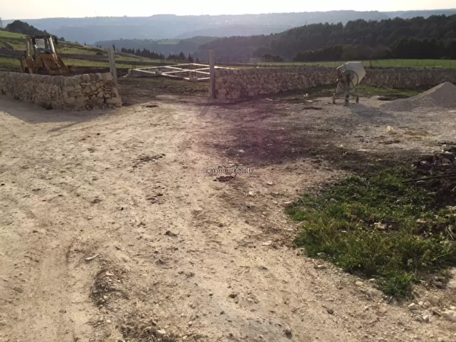Immagine 18 di Terreno in vendita  a Modica