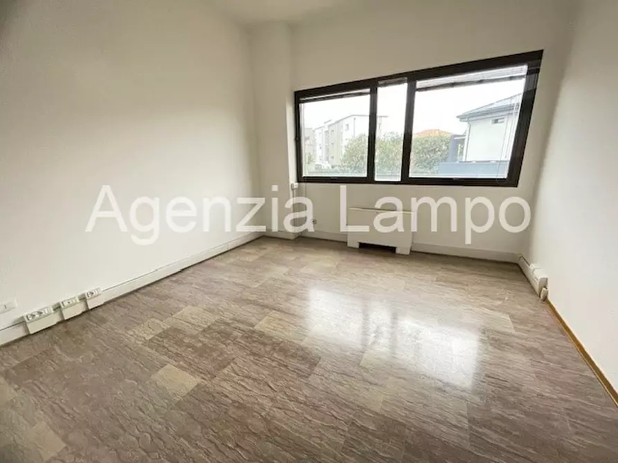 Immagine 11 di Ufficio in vendita  in Via Oberdan a Pordenone