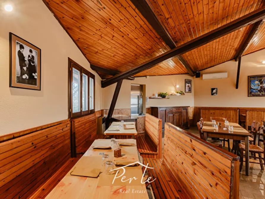 Immagine 19 di Attività commerciale in vendita  in via roma 4 a Schivenoglia