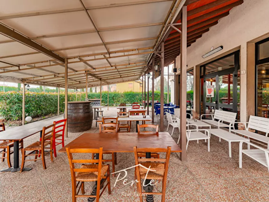 Immagine 20 di Attività commerciale in vendita  in via roma 4 a Schivenoglia