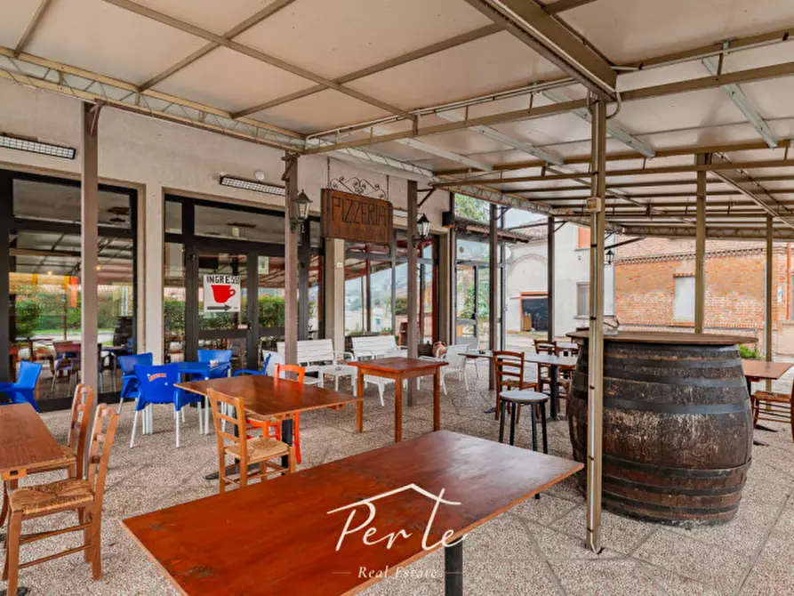 Immagine 22 di Attività commerciale in vendita  in via roma 4 a Schivenoglia