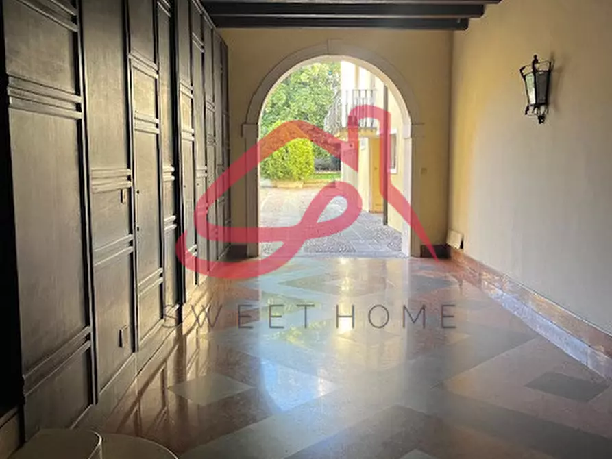 Immagine 2 di Appartamento in vendita  in Via Roma a Padova