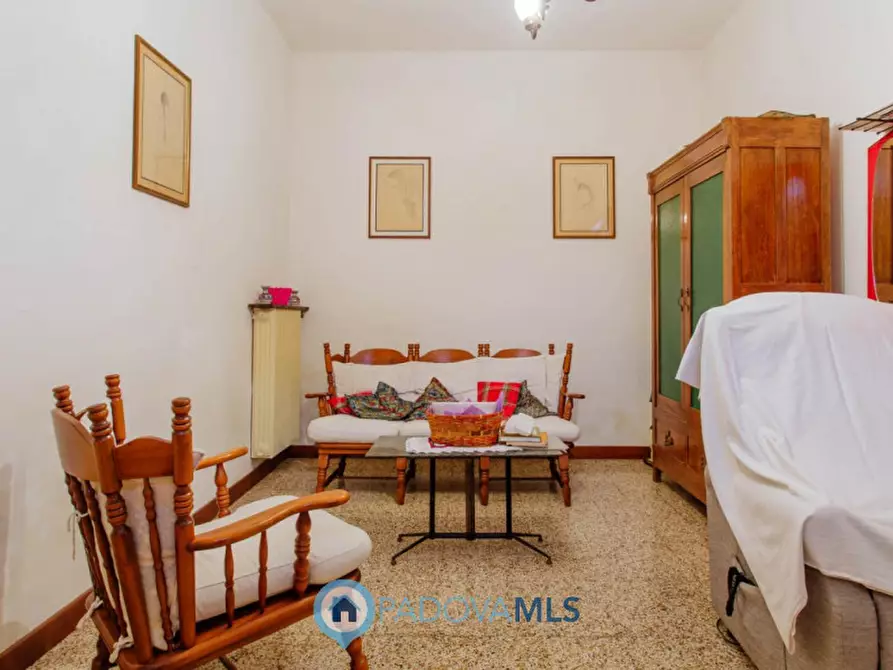 Immagine 2 di Casa indipendente in vendita  in Via Roma a Tribano