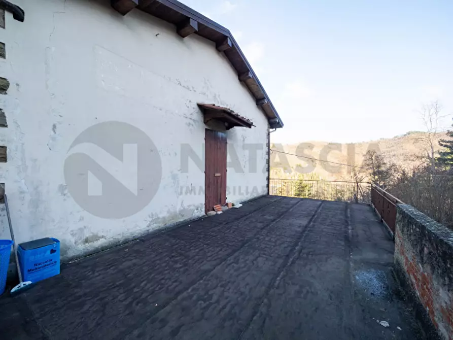 Immagine 2 di Appartamento in vendita  in sp86 di Donnini a Reggello