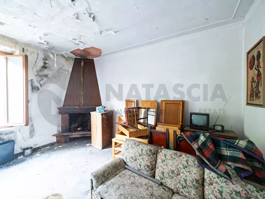 Immagine 4 di Appartamento in vendita  in sp86 di Donnini a Reggello