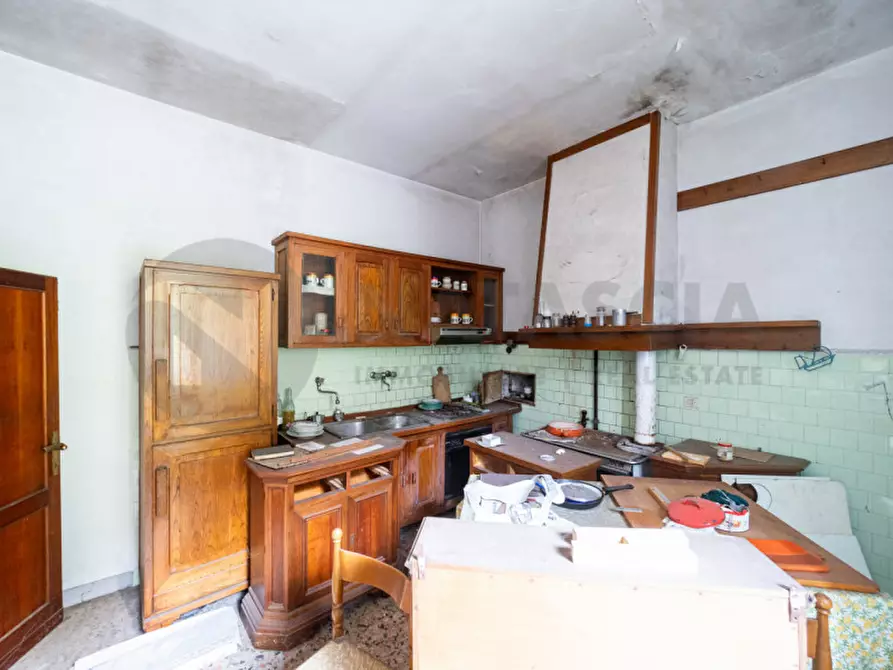 Immagine 5 di Appartamento in vendita  in sp86 di Donnini a Reggello