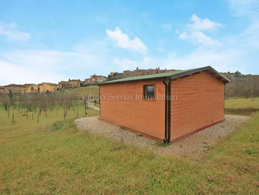 Immagine 2 di Terreno in vendita  in via lago d'iseo a Torrita Di Siena