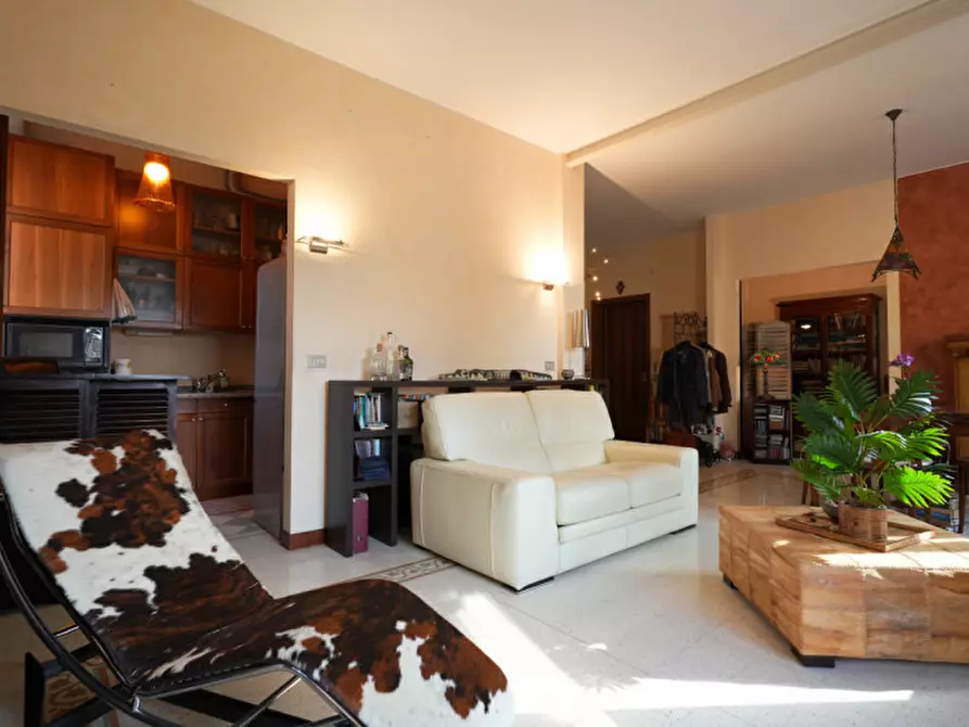 Immagine 6 di Appartamento in vendita  in Strada Nino bixio a Parma