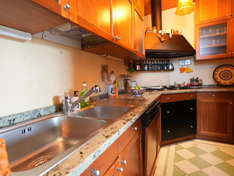 Immagine 9 di Appartamento in vendita  in Strada Nino bixio a Parma