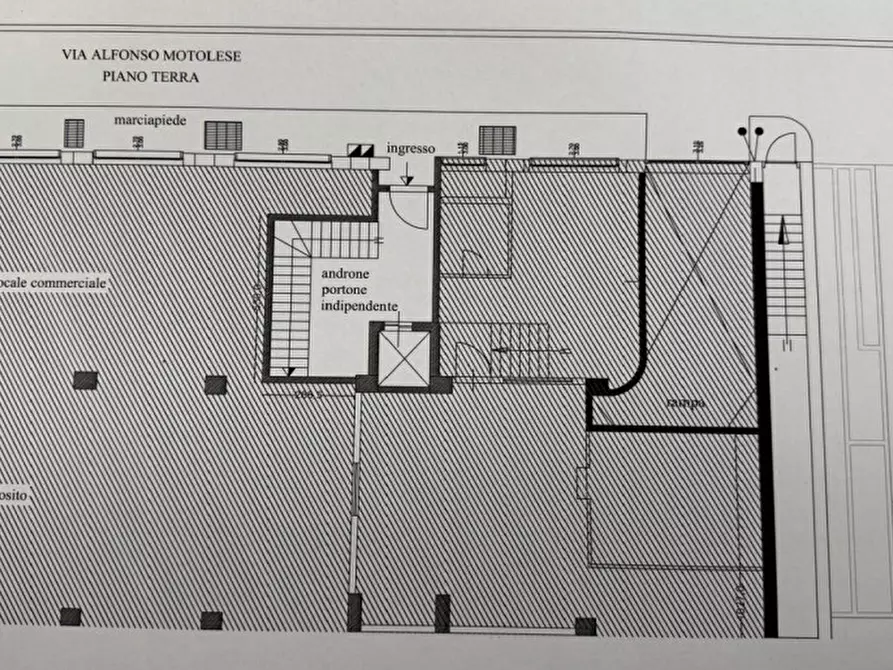 Immagine 29 di Appartamento in vendita  in via motolese a Martina Franca