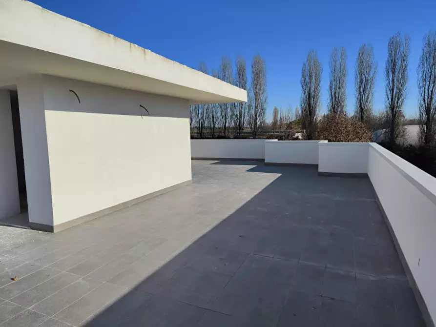 Immagine 10 di Casa trifamiliare in vendita  a Selvazzano Dentro
