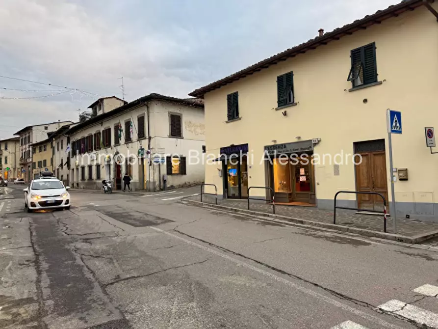 Immagine 5 di Negozio in affitto  in Via Roma 116 a Bagno A Ripoli