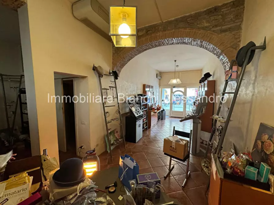 Immagine 6 di Negozio in affitto  in Via Roma 116 a Bagno A Ripoli