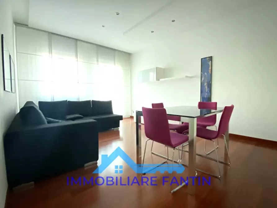 Immagine 3 di Appartamento in vendita  in RIVIERA SANTA MARGJHERITA a Treviso