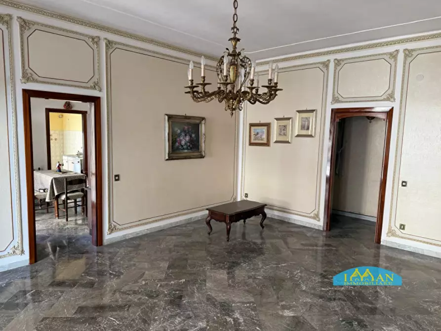 Immagine 2 di Appartamento in vendita  in Via Umberto I a Ceglie Messapico