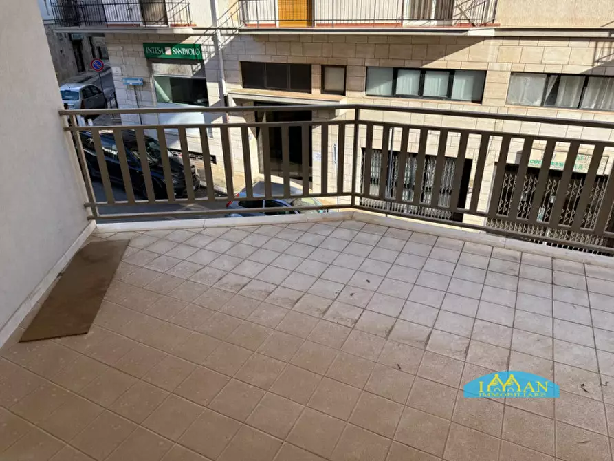 Immagine 15 di Appartamento in vendita  in Via Umberto I a Ceglie Messapico