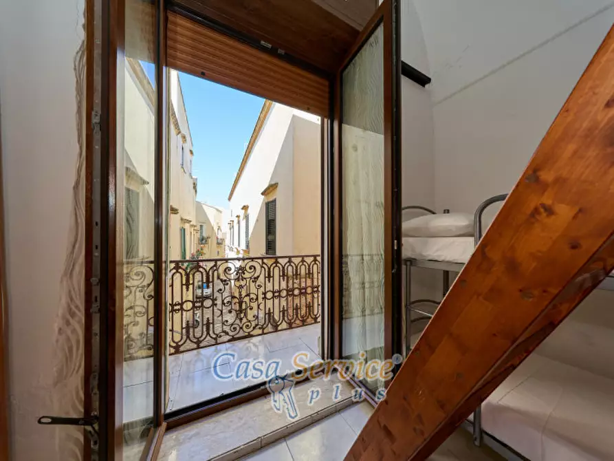 Immagine 29 di Appartamento in vendita  in Via De Tomasi a Gallipoli