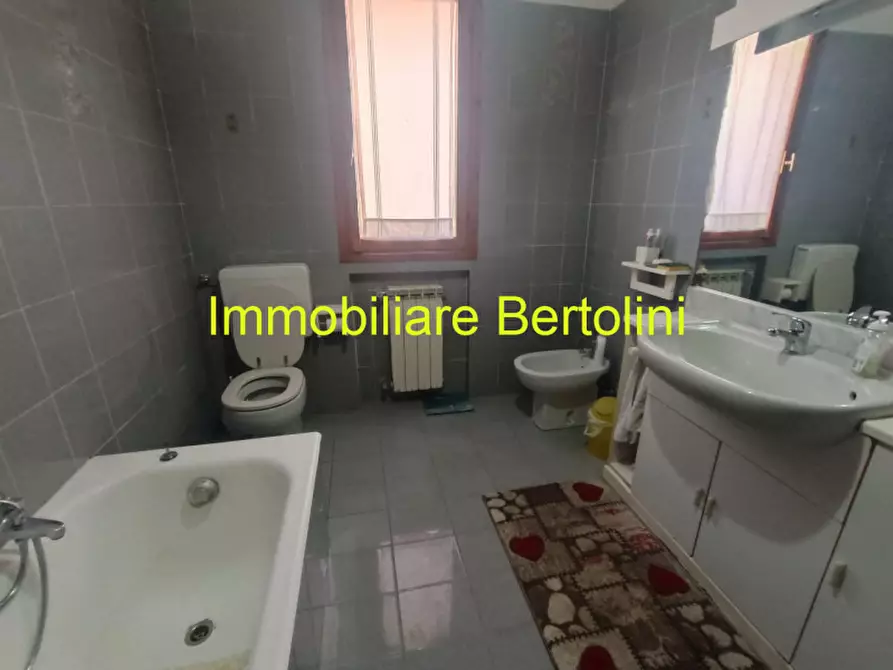 Immagine 14 di Casa bifamiliare in vendita  in porra ventimiglia a Ventimiglia