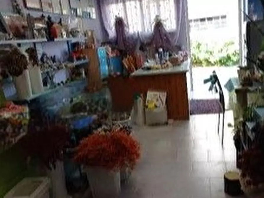 Immagine 5 di Laboratorio in vendita  in Via Volta 10 a Campagna Lupia