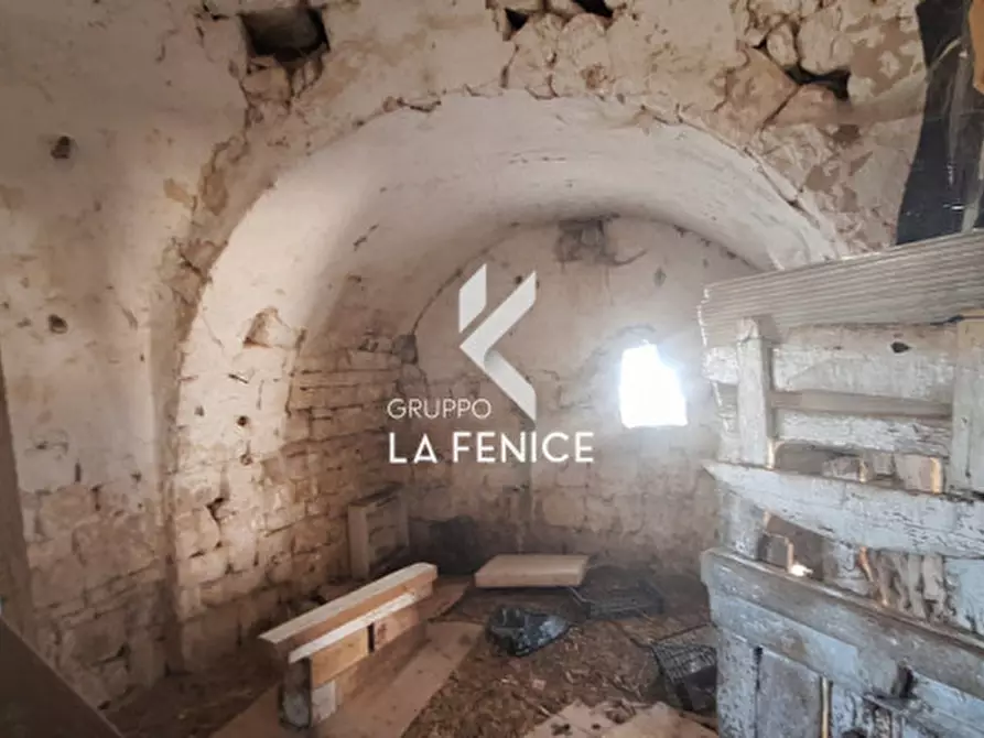 Immagine 19 di Rustico / casale in vendita  in contrada Battaglini a Locorotondo