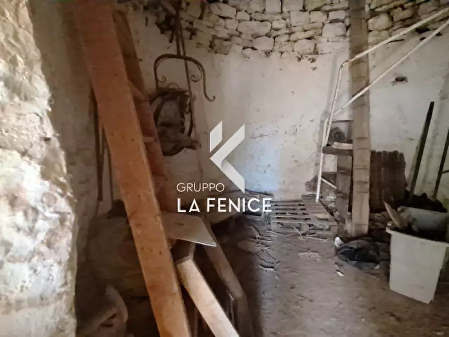 Immagine 27 di Rustico / casale in vendita  in contrada Battaglini a Locorotondo