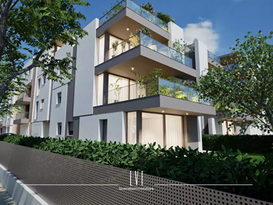 Immagine 6 di Appartamento in vendita  in via Donizetti 28 a Jesolo