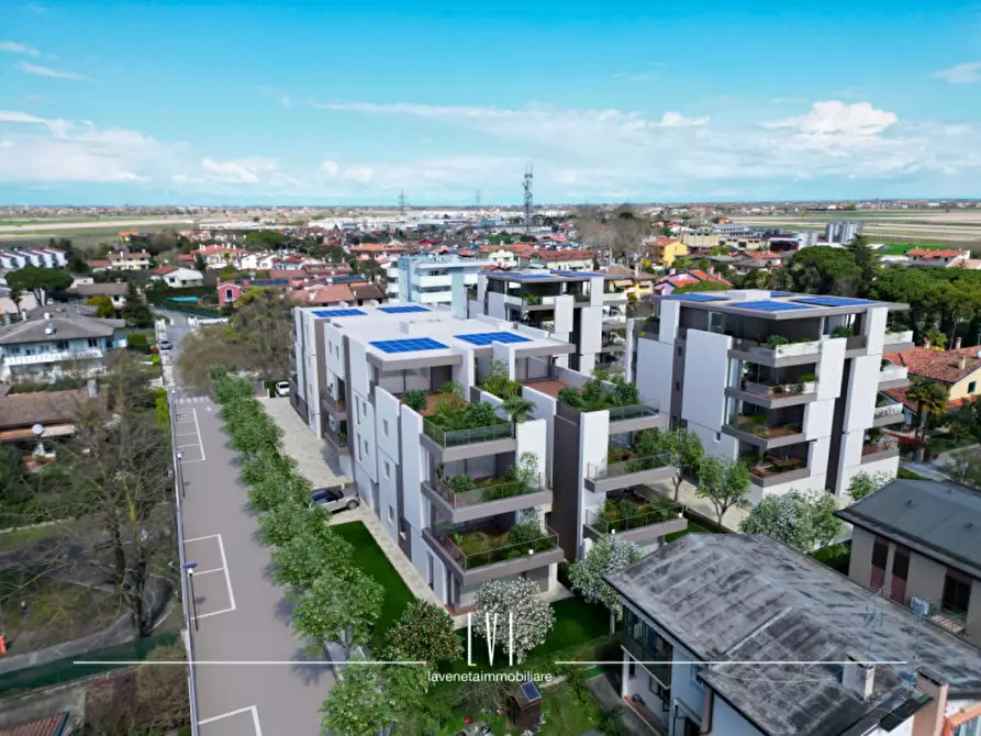 Immagine 14 di Appartamento in vendita  in via Donizetti 28 a Jesolo