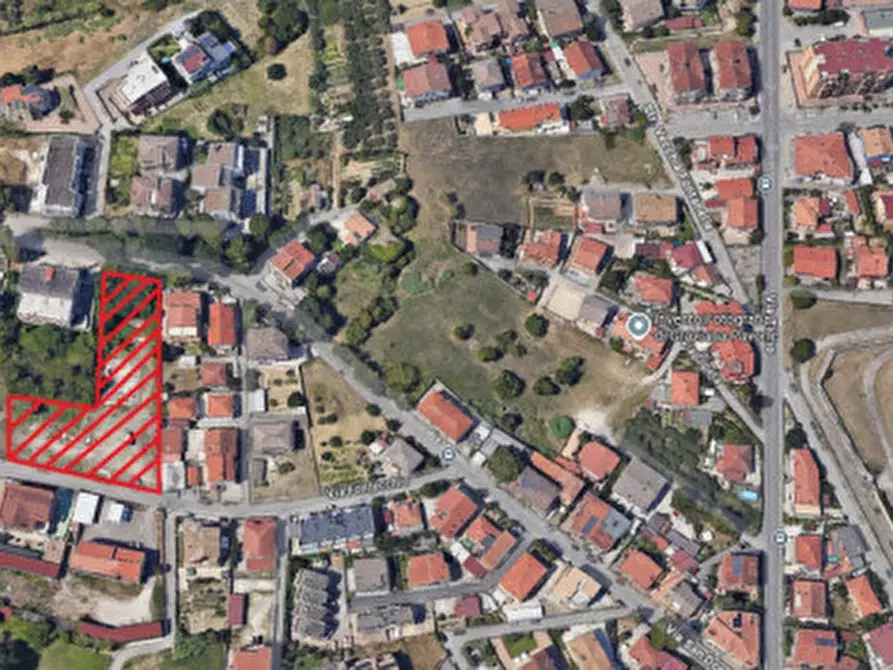 Immagine 2 di Terreno in vendita  in VIA FONTECCHIO a Pescara