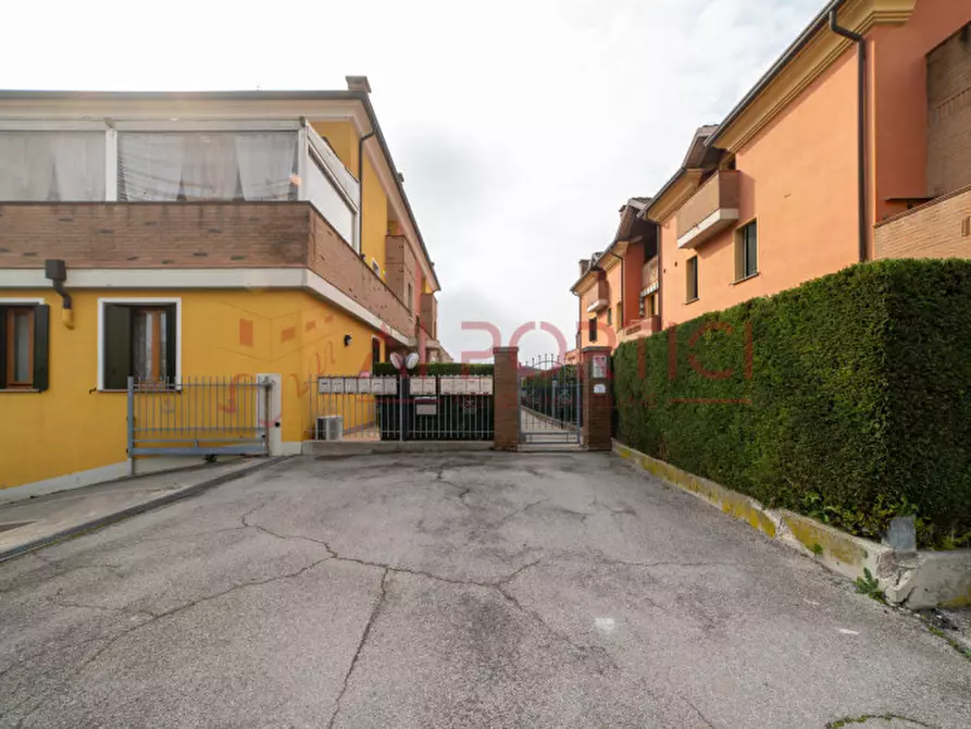 Immagine 25 di Appartamento in vendita  in Via Gabriele D'Annunzio a Piove Di Sacco