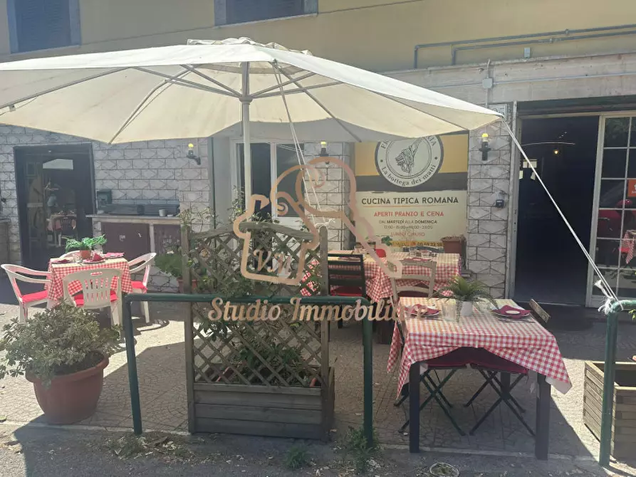Immagine 7 di Attività commerciale in vendita  in Via Braccianese Claudia 95 a Roma