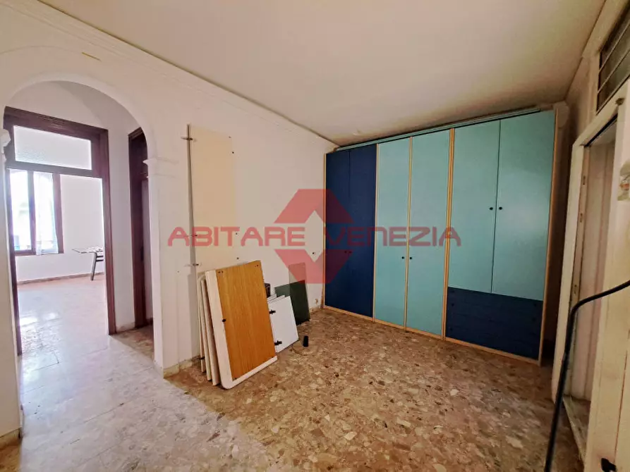 Immagine 1 di Appartamento in vendita  in Castello 1450 a Venezia